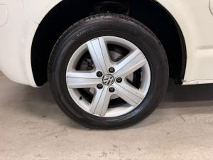 Volkswagen Caravelle 2.5TDI auto - Image 16