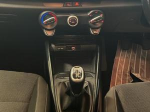 Kia Rio hatch 1.4 EX - Image 16