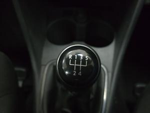Volkswagen Polo Vivo hatch 1.4 Comfortline - Image 8