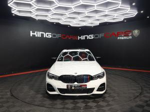 BMW 3 Series 330i Sport Line Launch Edition - Image 2