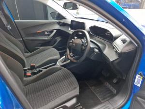 Peugeot 2008 1.2T Active auto - Image 10
