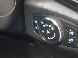 Ford EcoSport 1.0T Titanium auto - Image 18