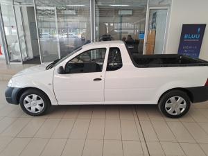 Nissan NP200 1.6i - Image 10