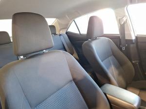 Toyota Corolla Quest 1.8 Plus manual - Image 11