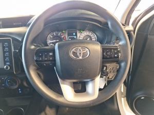 Toyota Hilux 2.4GD-6 double cab Raider auto - Image 8