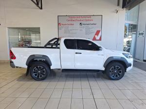 Toyota Hilux 2.8GD-6 Xtra cab Legend manual - Image 4