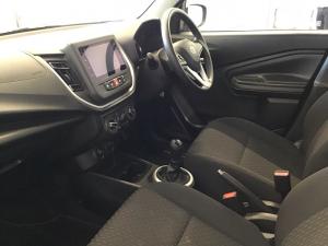 Toyota Vitz 1.0 XR manual - Image 7