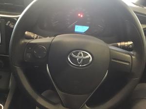 Toyota Corolla Quest 1.8 Plus manual - Image 10