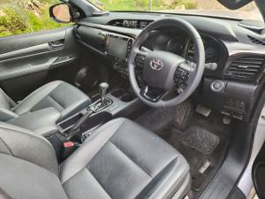Toyota Hilux 2.8GD-6 double cab 4x4 Legend auto - Image 7