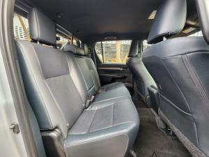 Toyota Hilux 2.8GD-6 double cab 4x4 Legend auto - Image 9
