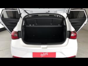 Hyundai i20 1.2 Motion - Image 18