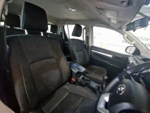 Toyota Hilux 2.4 GD-6 Raider 4X4D/C - Image 17