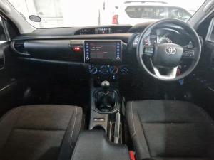 Toyota Hilux 2.4 GD-6 Raider 4X4D/C - Image 6