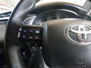 Toyota Hilux 2.4 GD-6 Raider 4X4D/C - Image 9