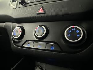 Hyundai Creta 1.6D Executive automatic - Image 10