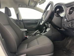 Toyota Corolla Quest Plus 1.8 CVT - Image 11