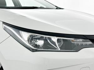 Toyota Corolla Quest Plus 1.8 CVT - Image 8