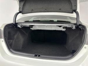 Toyota Corolla 1.8 Prestige - Image 14