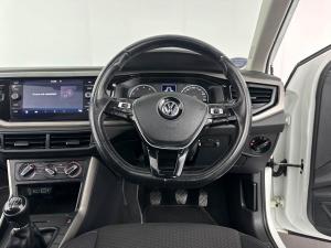Volkswagen Polo 1.0 TSI Comfortline - Image 17