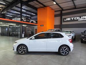 Volkswagen Polo 1.0 TSI Life - Image 5
