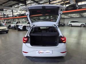 Volkswagen Polo 1.0 TSI Life - Image 9
