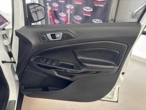 Ford Ecosport 1.0 Ecoboost Titanium automatic - Image 15