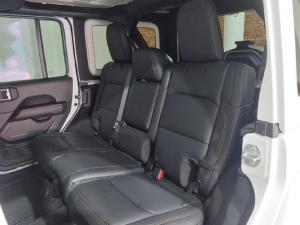 Jeep Wrangler Unlimited 2.0T Sahara - Image 8
