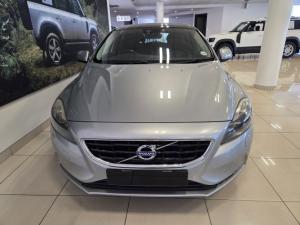 Volvo V40 T4 Excel auto - Image 4