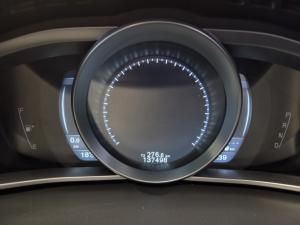 Volvo V40 T4 Excel auto - Image 8