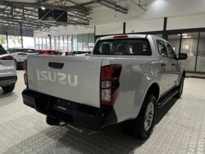 Isuzu D-Max 1.9TD double cab L manual - Image 7