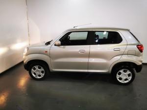 Suzuki S-Presso 1.0 GL manual - Image 6