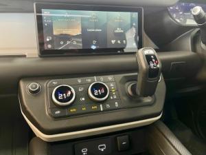 Land Rover Defender 110 D300 X-Dynamic HSE - Image 20