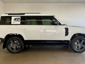 Land Rover Defender 110 D300 X-Dynamic HSE - Image 3