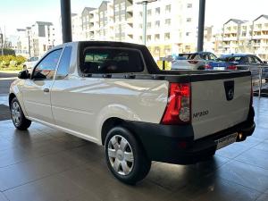 Nissan NP200 1.6i safety pack (aircon) - Image 5
