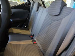 Toyota Aygo 1.0 X-Play - Image 11
