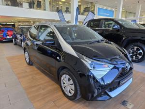 Toyota Aygo 1.0 X-Play - Image 1