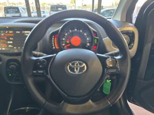 Toyota Aygo 1.0 X-Play - Image 5
