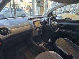 Toyota Aygo 1.0 X-Play - Image 7