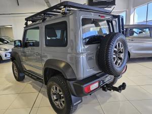 Suzuki Jimny 1.5 GLX AllGrip 3-door manual - Image 7