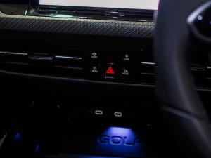 Volkswagen Golf R - Image 11