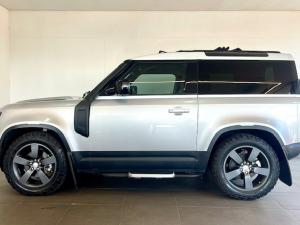 Land Rover Defender 90 D240 First Edition - Image 3