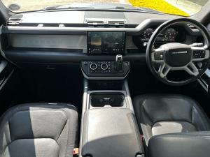 Land Rover Defender 110 D300 X-Dynamic HSE - Image 8