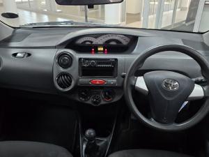 Toyota Etios sedan 1.5 Sprint - Image 5
