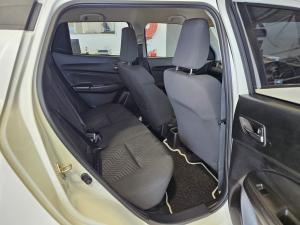 Suzuki Swift 1.2 GL auto - Image 7