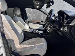 Mercedes-Benz GLE GLE350d - Image 18