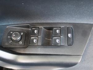 Volkswagen Polo hatch 1.0TSI Life manual - Image 13