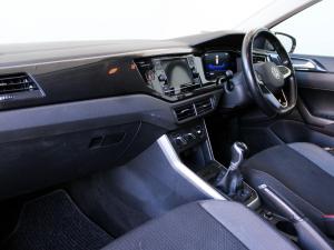Volkswagen Polo hatch 1.0TSI Life manual - Image 14