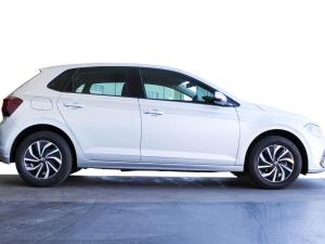 Volkswagen Polo hatch 1.0TSI Life manual - Image 8