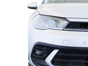 Volkswagen Polo hatch 1.0TSI Life manual - Image 9