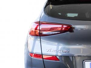 Hyundai Tucson 2.0D Elite Sport - Image 10
